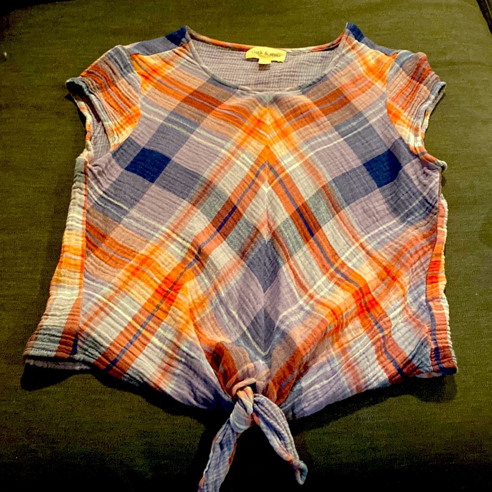 Anthropologie Cloth and stone tie shirt